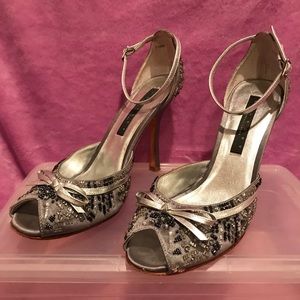 Comfy sparkly silver party shoes